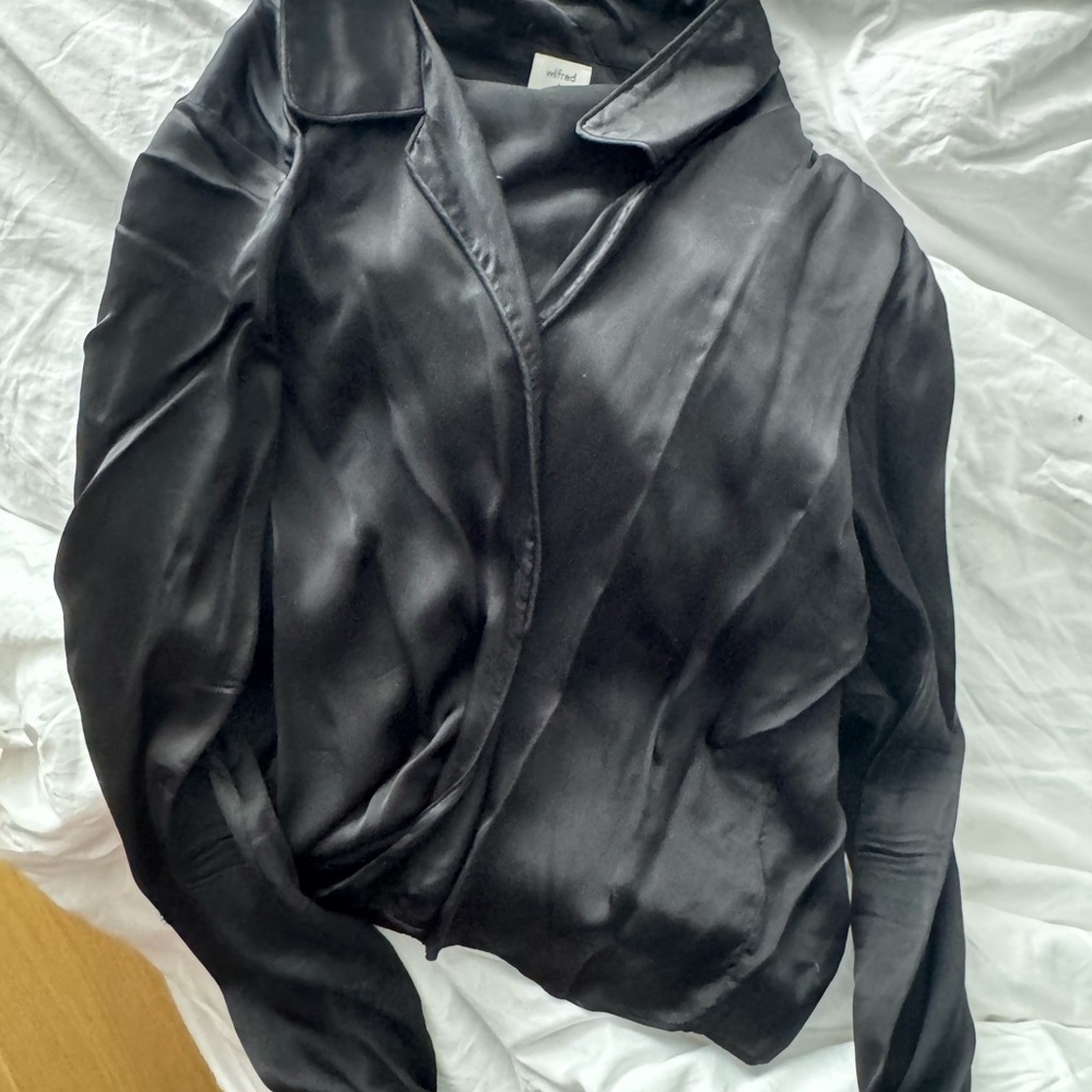 Wilfred silky top